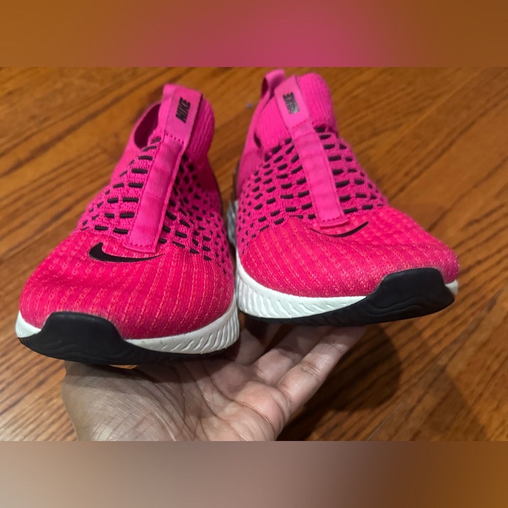 Nike Women’s React Phantom Run Flyknit 2 in Pink Prime Zebra. sz. 8M - Picture 3 of 6